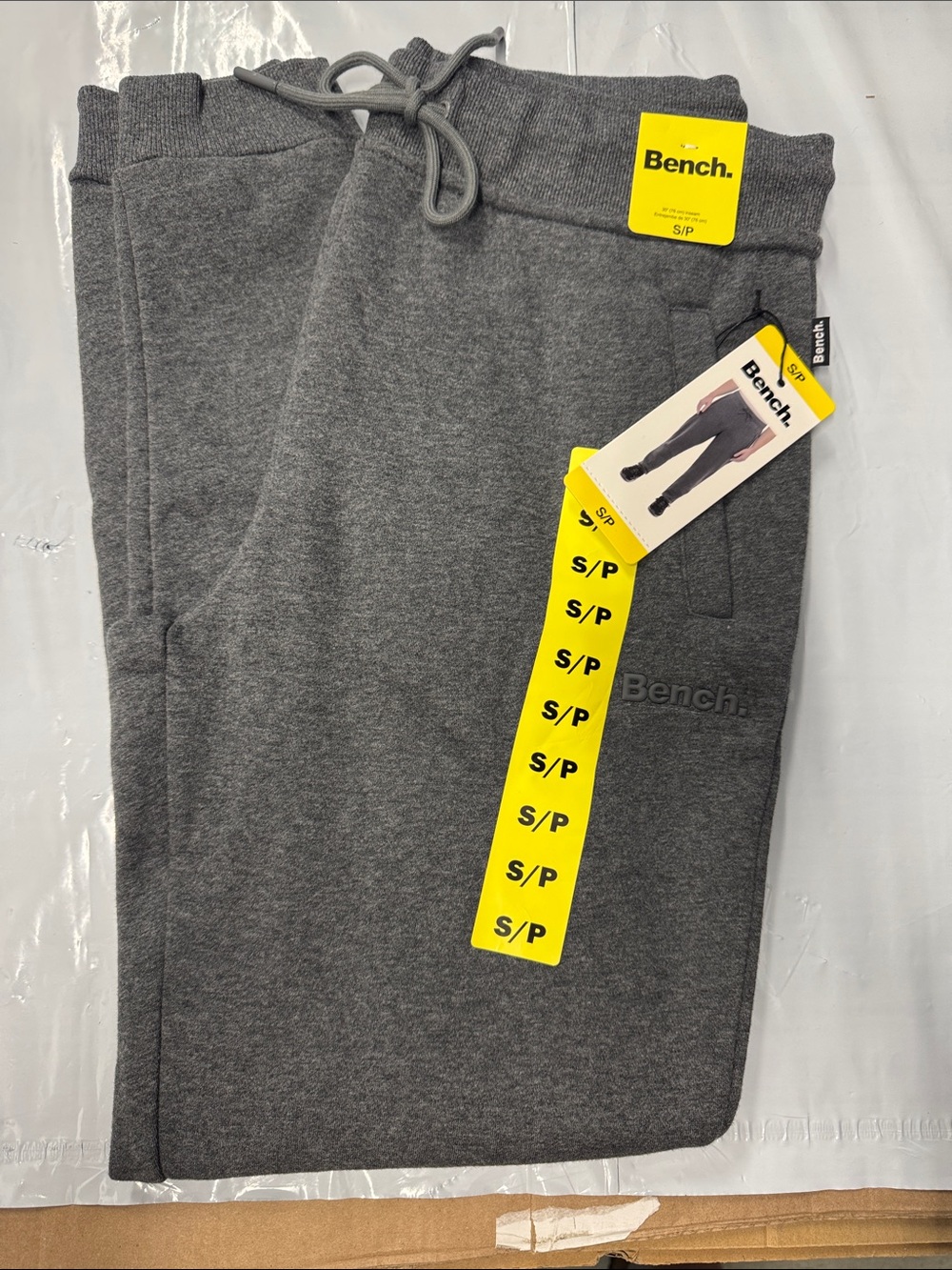 Men’s bench joggers